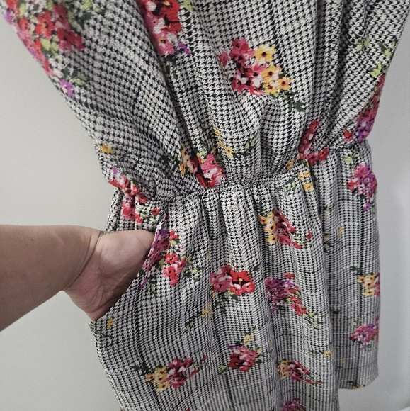 Medium Monteau dress - Picture 4 of 7